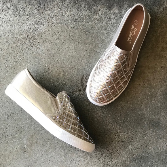 1 left Rhinestone White Platform Slip-On Sneaker 6 - Picture 7 of 8